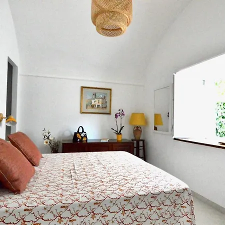 Lusi House * カプリ