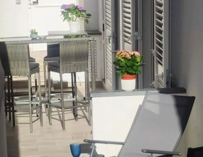 Apartman Lusi House *