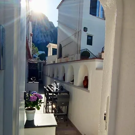 Lusi House Apartamento *