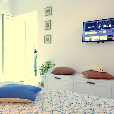 Lusi House Apartamento *